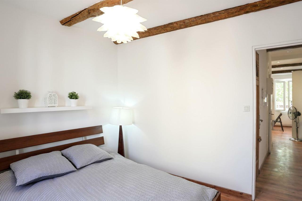 Gregbnb - T2 Cosy Et Design - Parking Inclus - Wifi - 15Min Gare Toulon Exterior photo